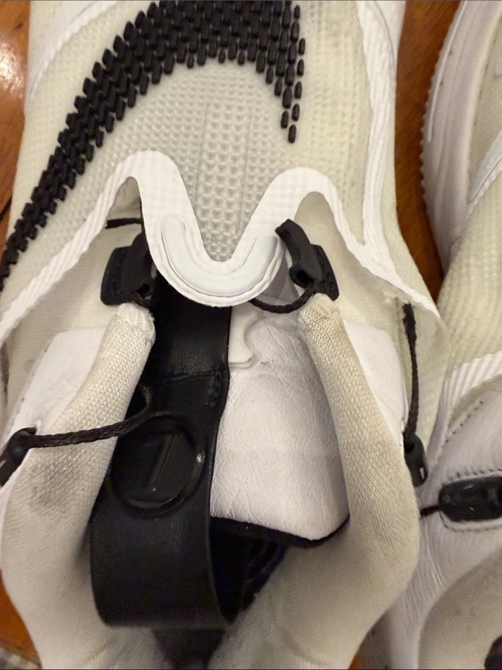 Nike men White and Black Speckled Adaptive Sneakers 8.5